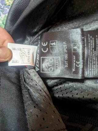 Mono Dainese Talla 50 Dos Piezas