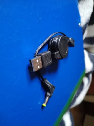 Cable retráctil para cámara