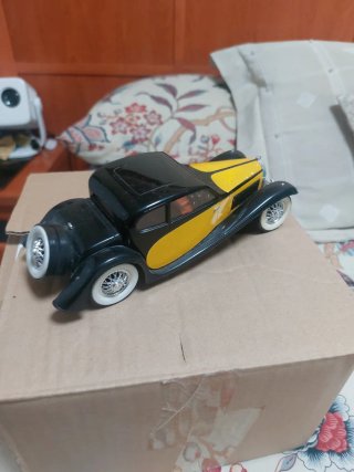 Bugatti T50 escala 1/24
