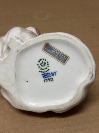 Figura Pequinés Porcelana
