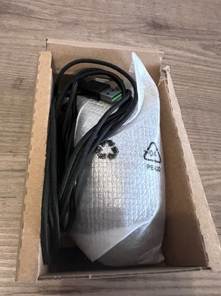 Razer Basilisk Essential RGB + Caja