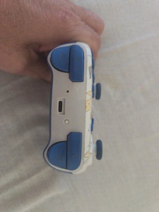 Mando Inalámbrico Nintendo Switch Pikachu