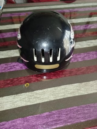 Casco de moto negro MT