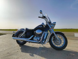 Honda Shadow 750 Deluxe
