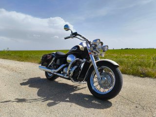 Honda Shadow 750 Deluxe