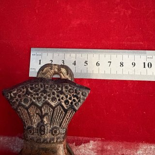 Pinza de bronce