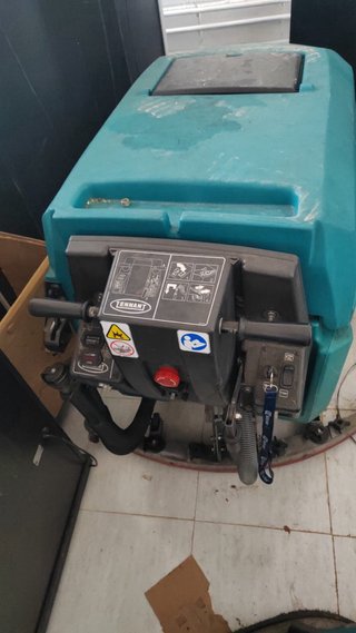 Máquina Fregadora Tennant T3 y Tenan 5680