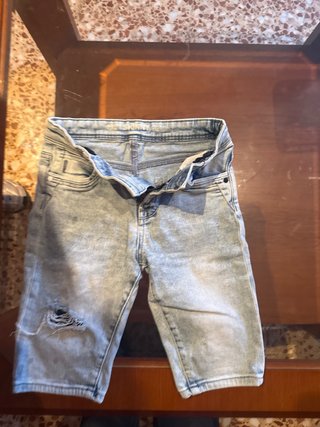 Pantalón vaquero de 10-11 años.