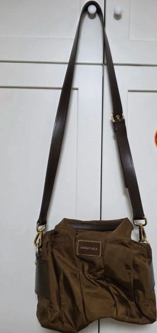 Bolso Bimba y Lola Nylon Marrón 30cm x 20cm x 10cm