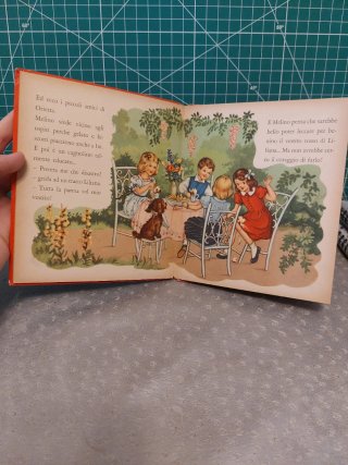 Due libri Vintage "Bimbi Felici"