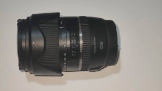 Canon EOS 1100D + Objetivo 16-300mm + accesorios
