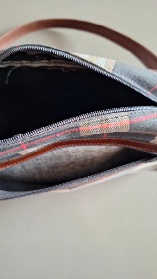 Borsa a tracolla stile Burberry plaid