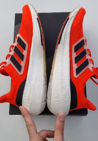 Adidas Ultraboost Light 44 2/3 Solar Red