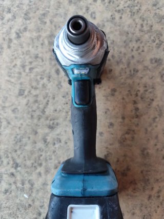 Atornillador de impacto Makita