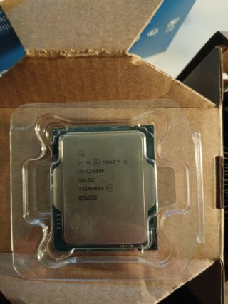 Intel Core i5-12400F LGA1700
