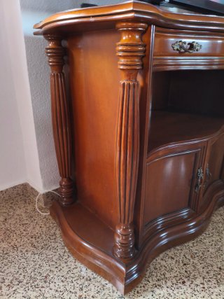 Mueble TV vintage rotatorio
