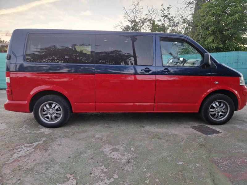 Volkswagen Caravelle 2006 - foto 1