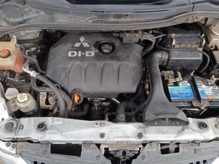 Despiece Mitsubishi grandis (NA_W) 2.0 DI-D (NA8W)
