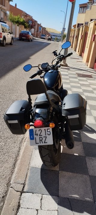 Hyosung GV125s Bobber 2021 Negra NO NEGOCIABLE