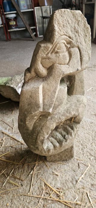 Esculturas de piedra granito cantería