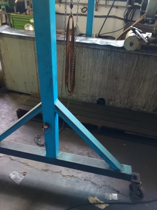 Puente grúa con polipasto