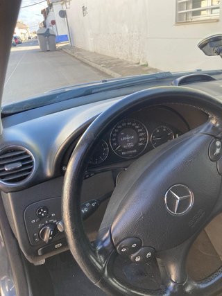 Mercedes-Benz  CLK 2004