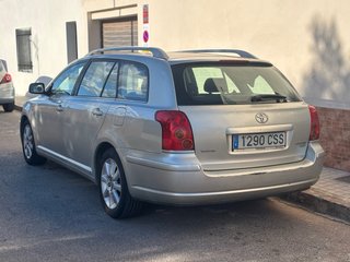 Toyota Avensis 2004