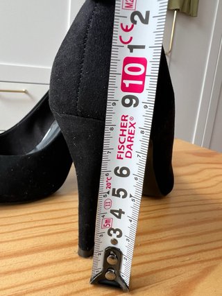Zapatos de salón negros Stradivarius T36