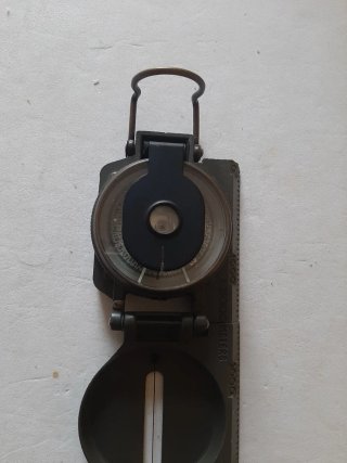 Bussola militare magnetica