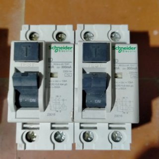 Interruptores Magnetotérmicos y diferenciales