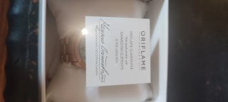 Reloj Oriflame Dorado y Blanco