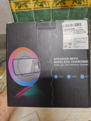 Altavoz con Carga Inalámbrica y RGB
