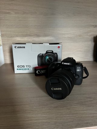 CANON EOS 77D + 3 OBJETIVOS + FUNDAS
