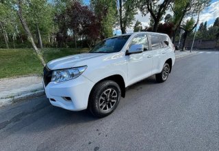 Toyota Land Cruiser 2021 + 12m Garantía oficial