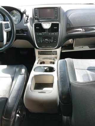 Lancia Voyager 2014