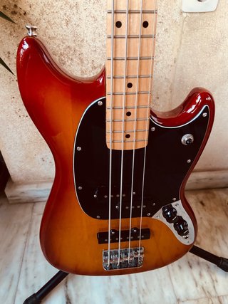 Bajo Eléctrico Fender Mustang Bass MIM
