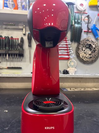 Cafetera Dolce Gusto Krups Roja