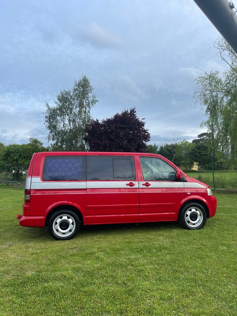 Volkswagen Multivan 2004 - foto 1