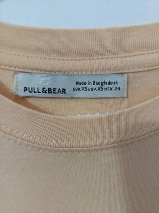 Camiseta Pull&Bear amarilla con estampado frutal