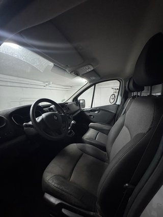 Se vende Renault Trafic 2021