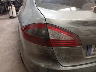 Portón Ford Mondeo