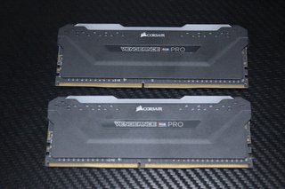 Kit Memoria RAM Corsair Vengeance RGB Pro 16GB
