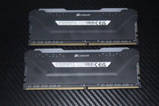 Kit Memoria RAM Corsair Vengeance RGB Pro 16GB