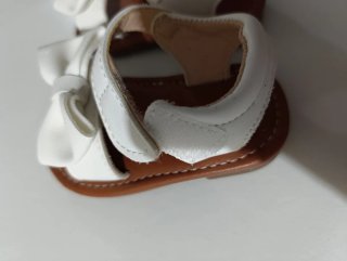 Zapatillas Bebé Blancas con Lazo