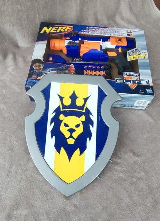 ​Nerf N-Strike Elite Stockade + Caja + REGALO