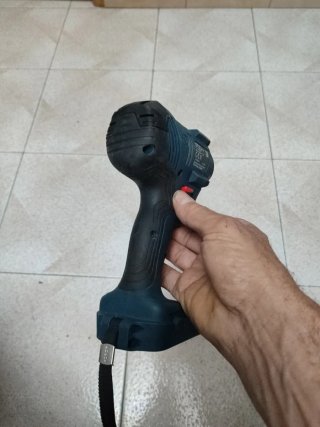 Atornillador Impacto Bosch GDR18V-160