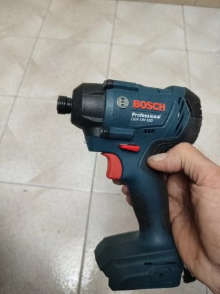 Atornillador Impacto Bosch GDR18V-160
