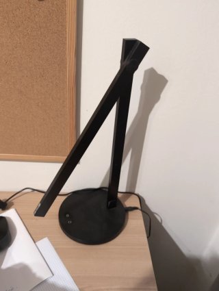 Lampada da scrivania nera