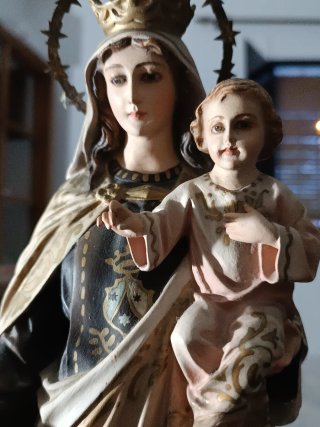 Virgen del Carmen pasta madera Esc. Olot