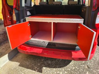 Cama/mueble Camper Ford Tourneo courier y otros.